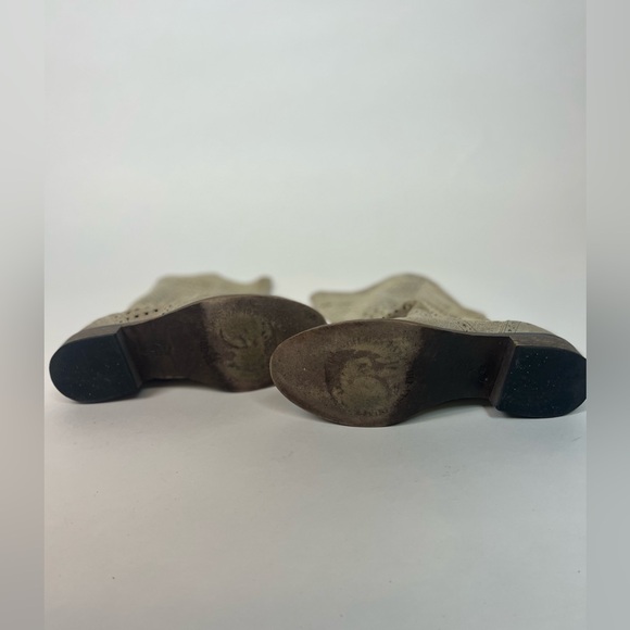 Vintage 2000s Tan/Ivory Diesel Unique Preforated Cowboy Boots Size EU 37 - Picture 3 of 14